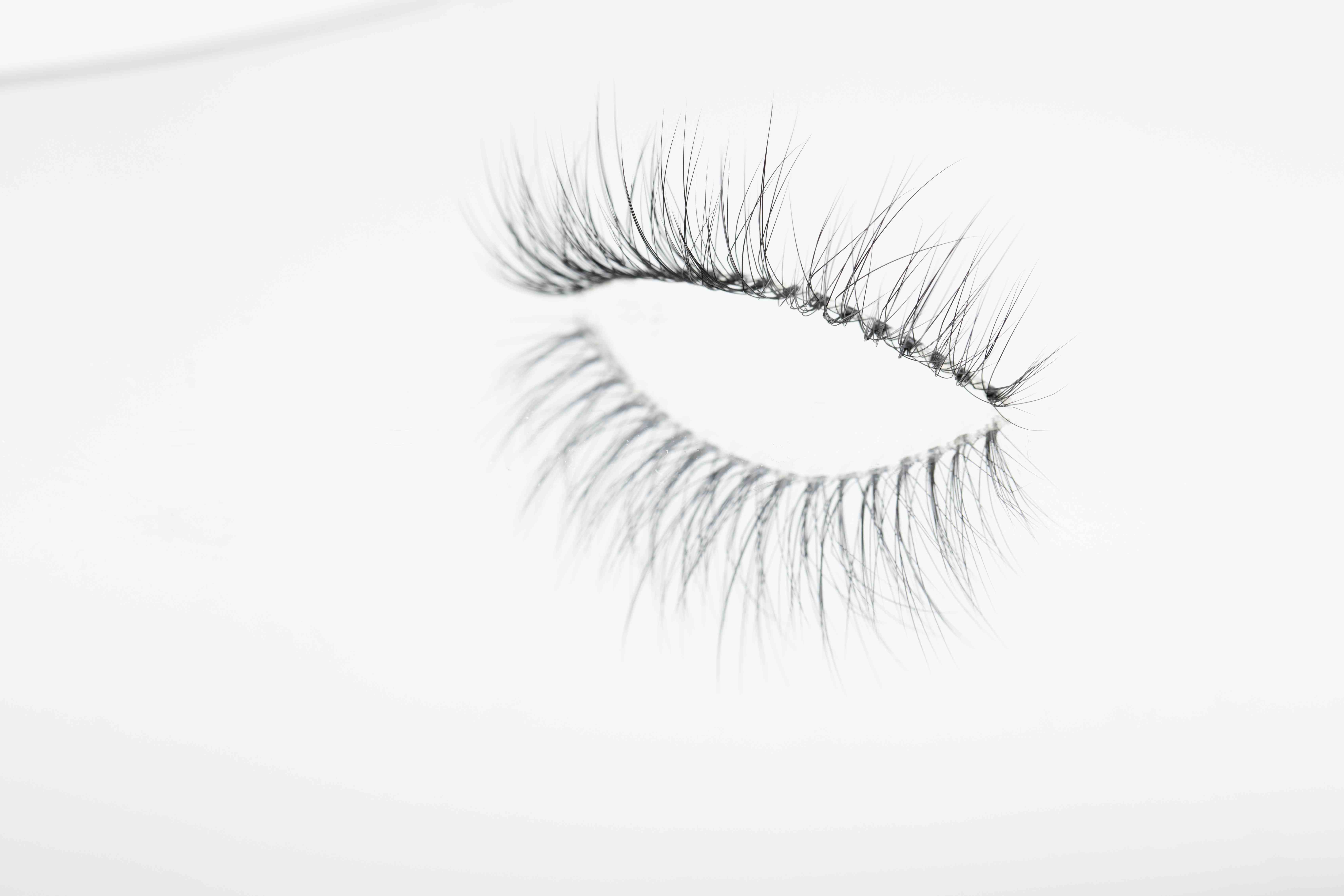 ULTRA-FINE SLENDER TIPS LASHES 