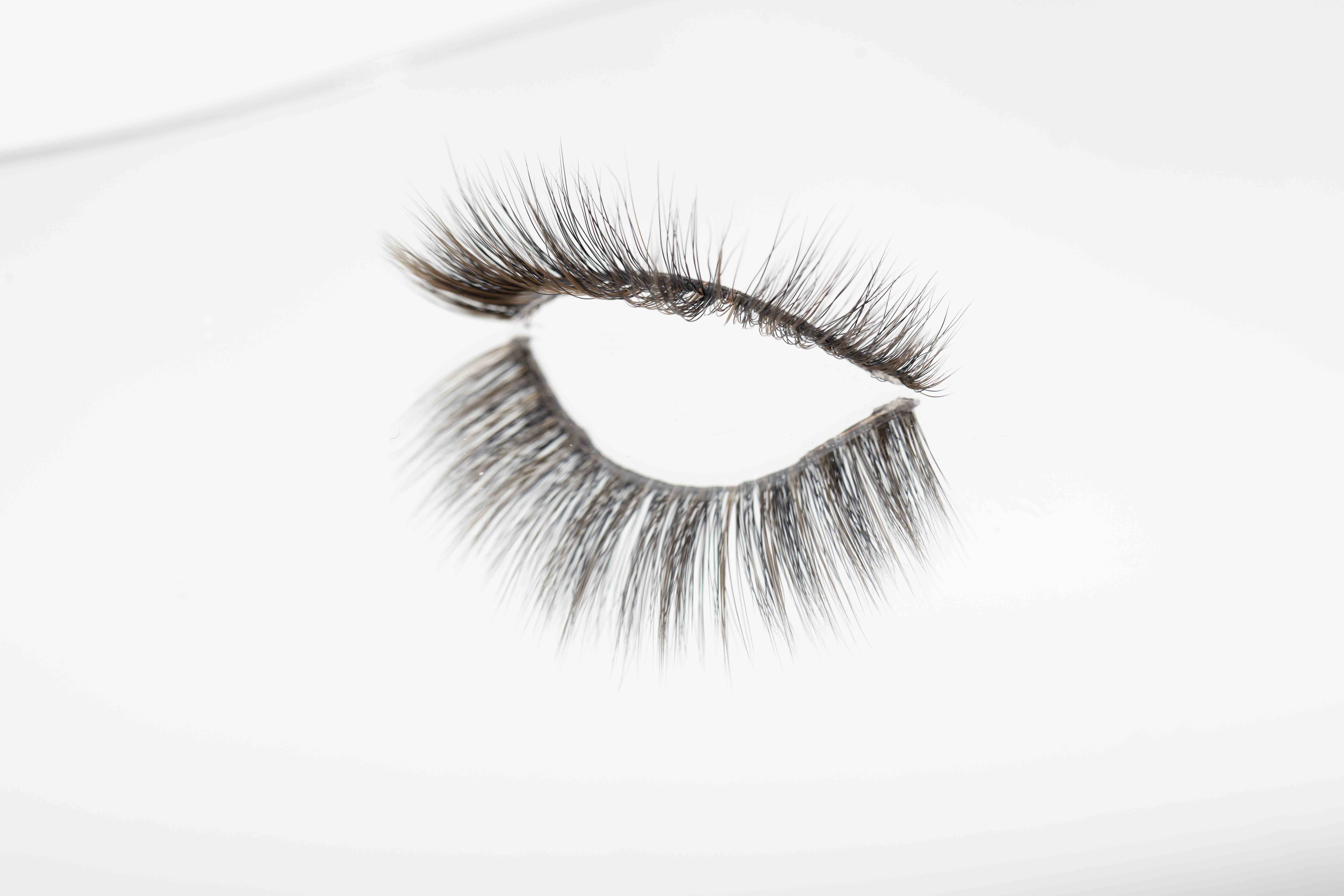 BROWN LASHES