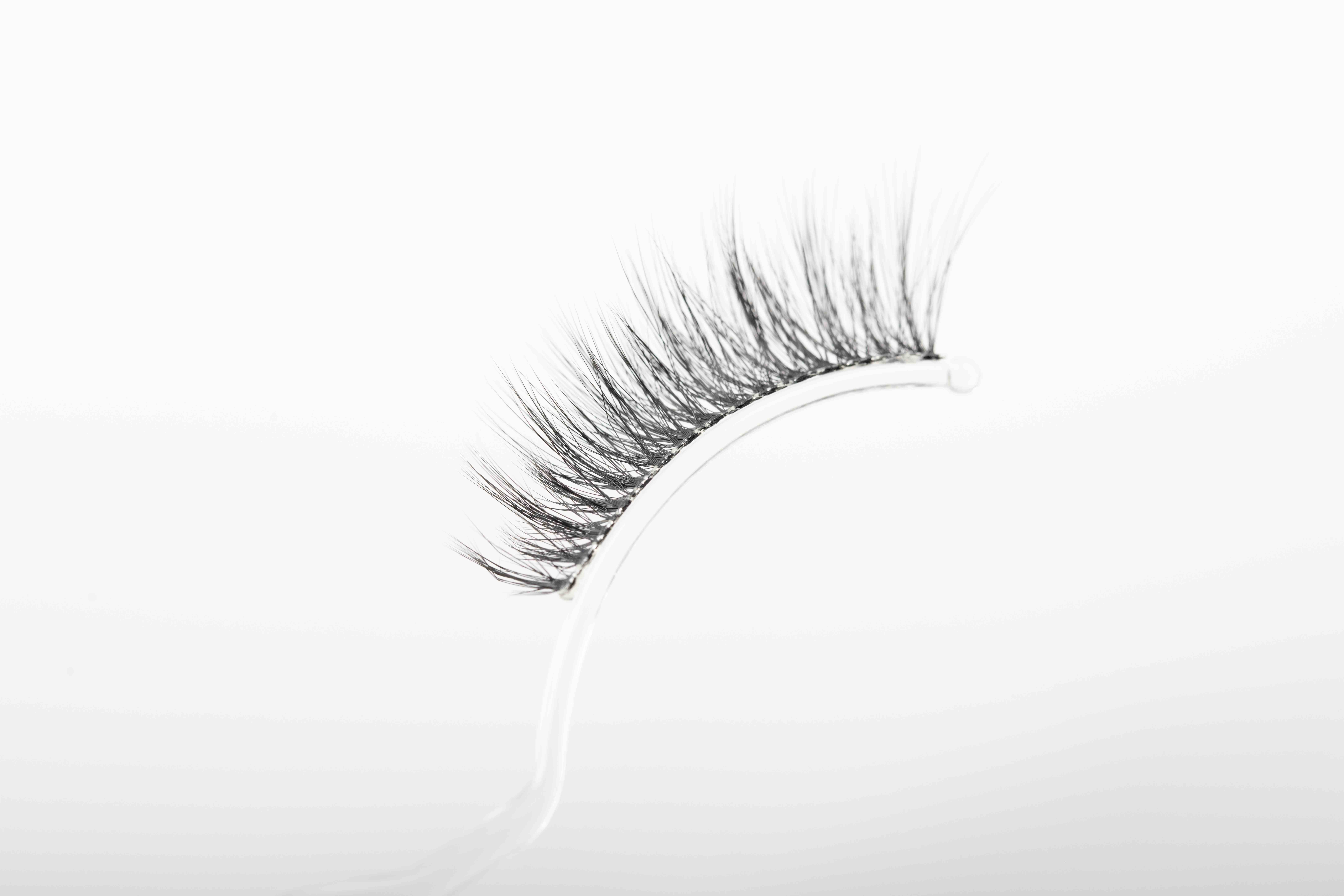 ULTRA-FINE SLENDER TIPS LASHES 