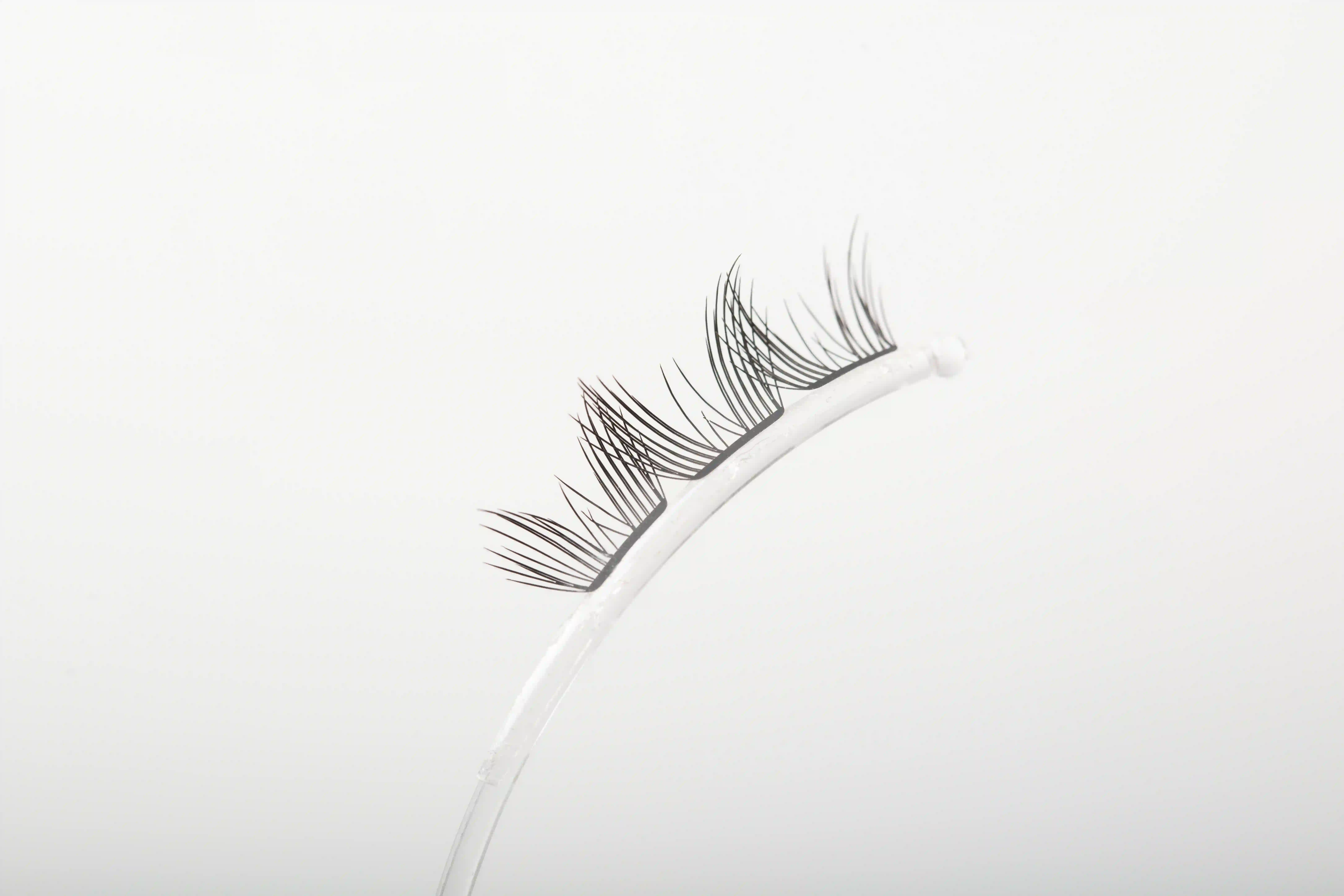 ANIME CLUSTER LASHES