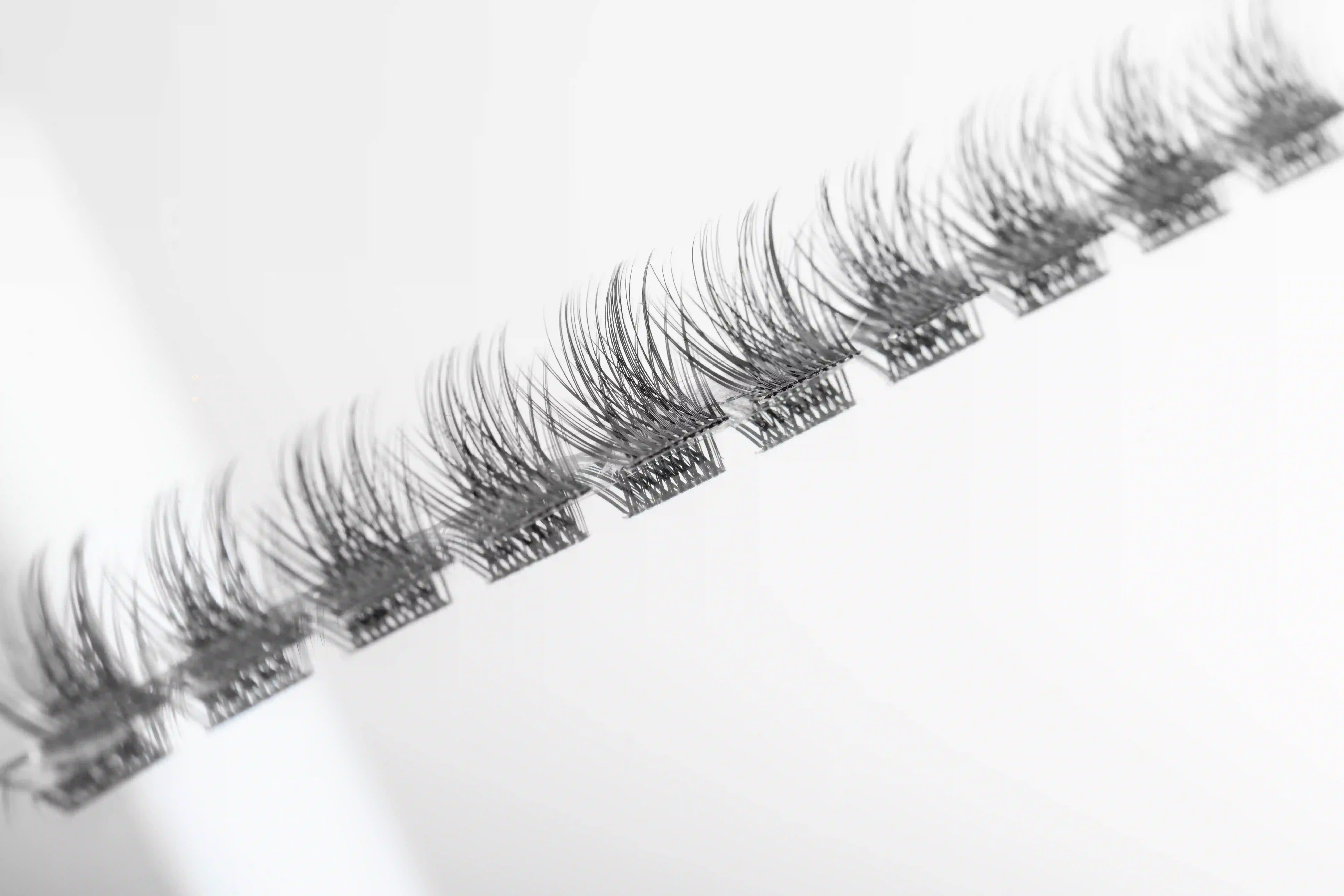 NATURAL CLUSTER LASHES