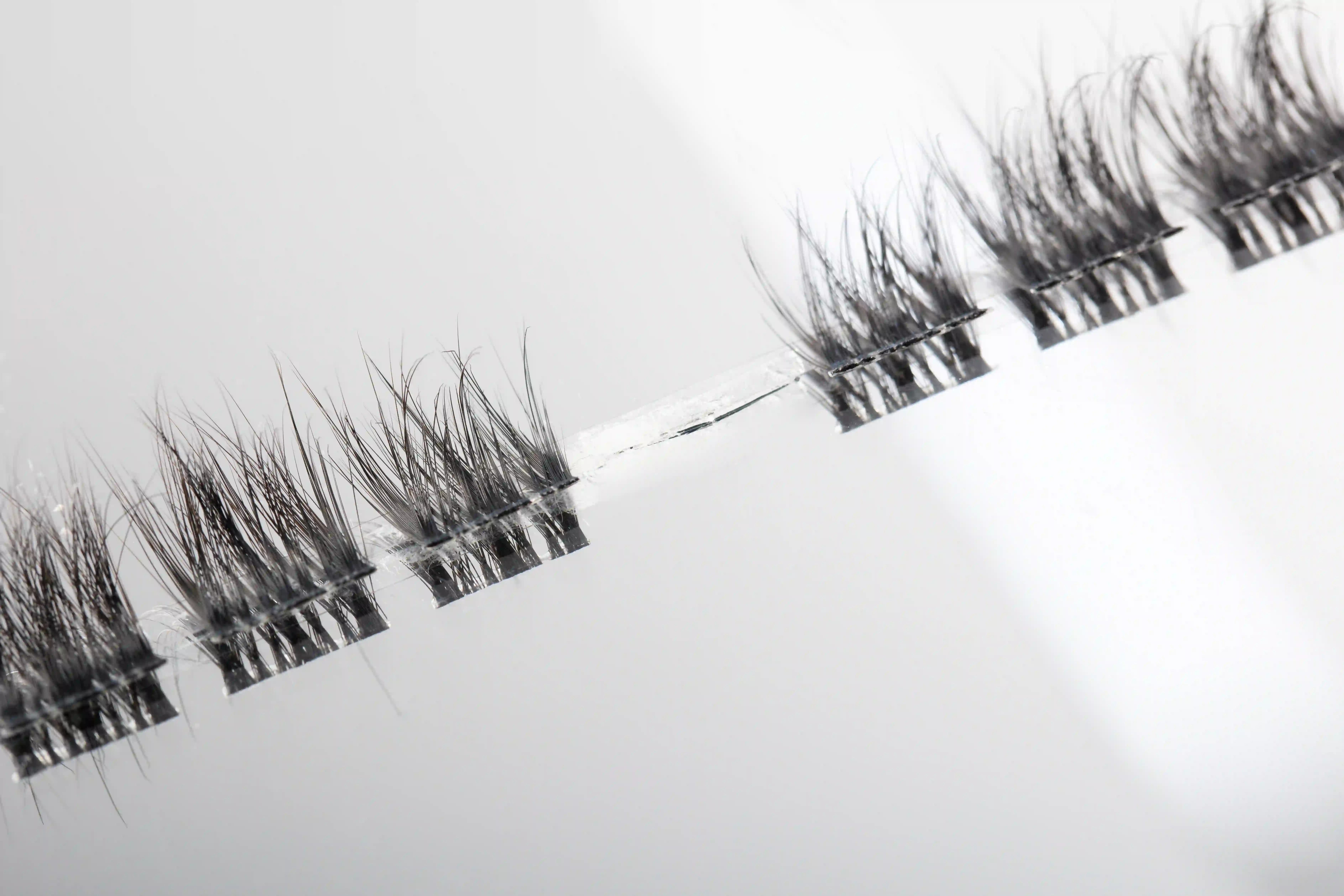 FLUFFY CLUSTER LASHES