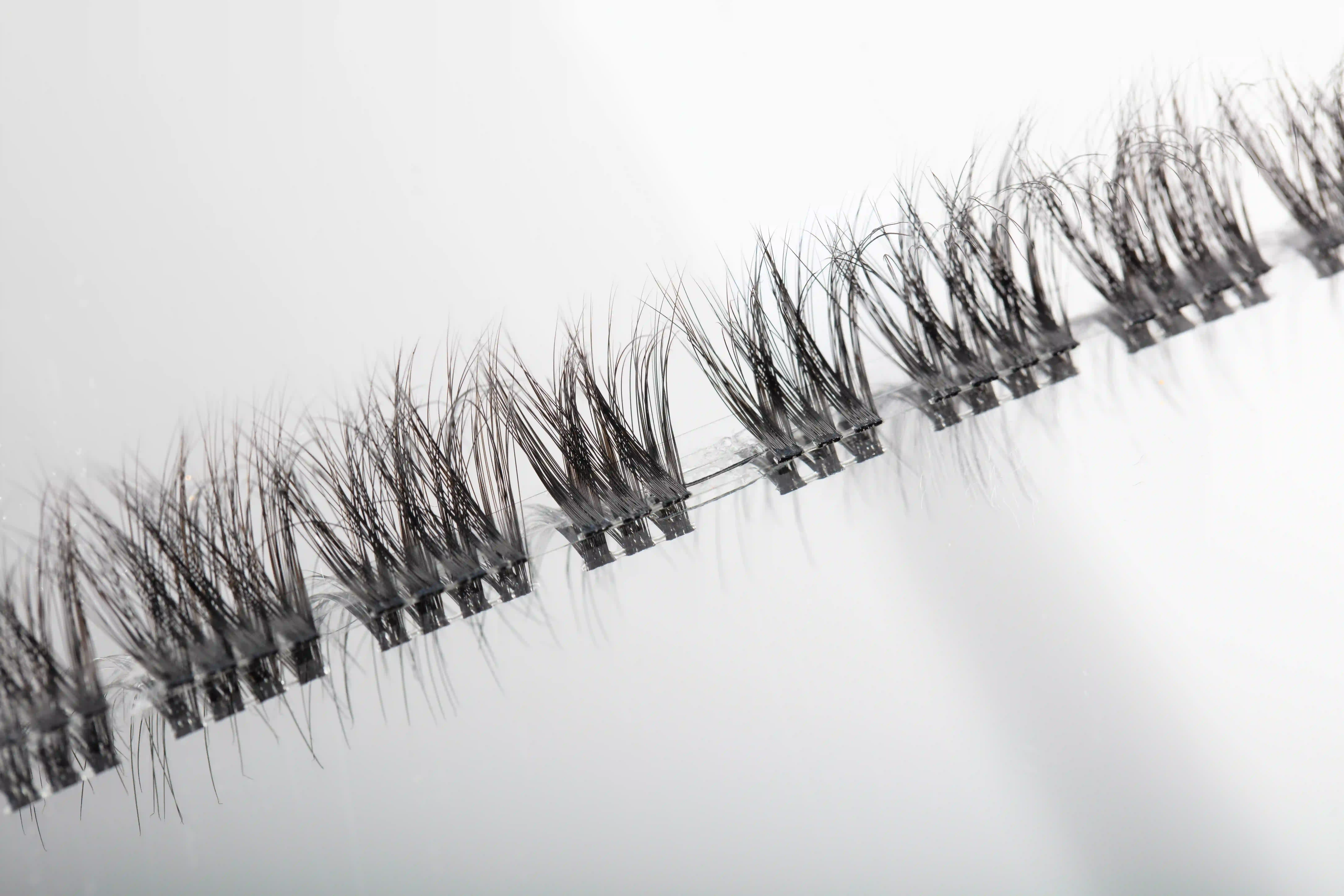 FLUFFY CLUSTER LASHES