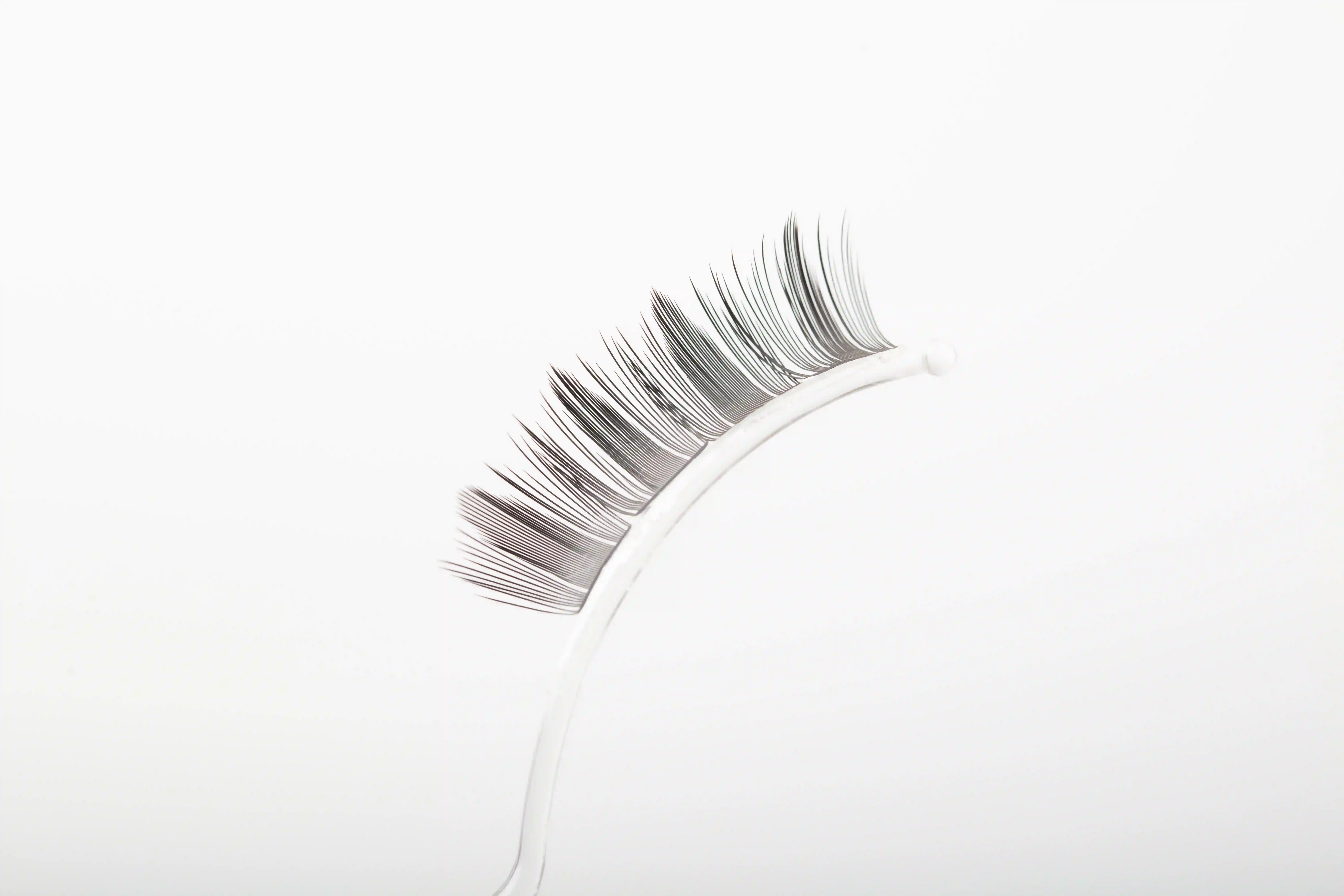 ANIME CLUSTER LASHES