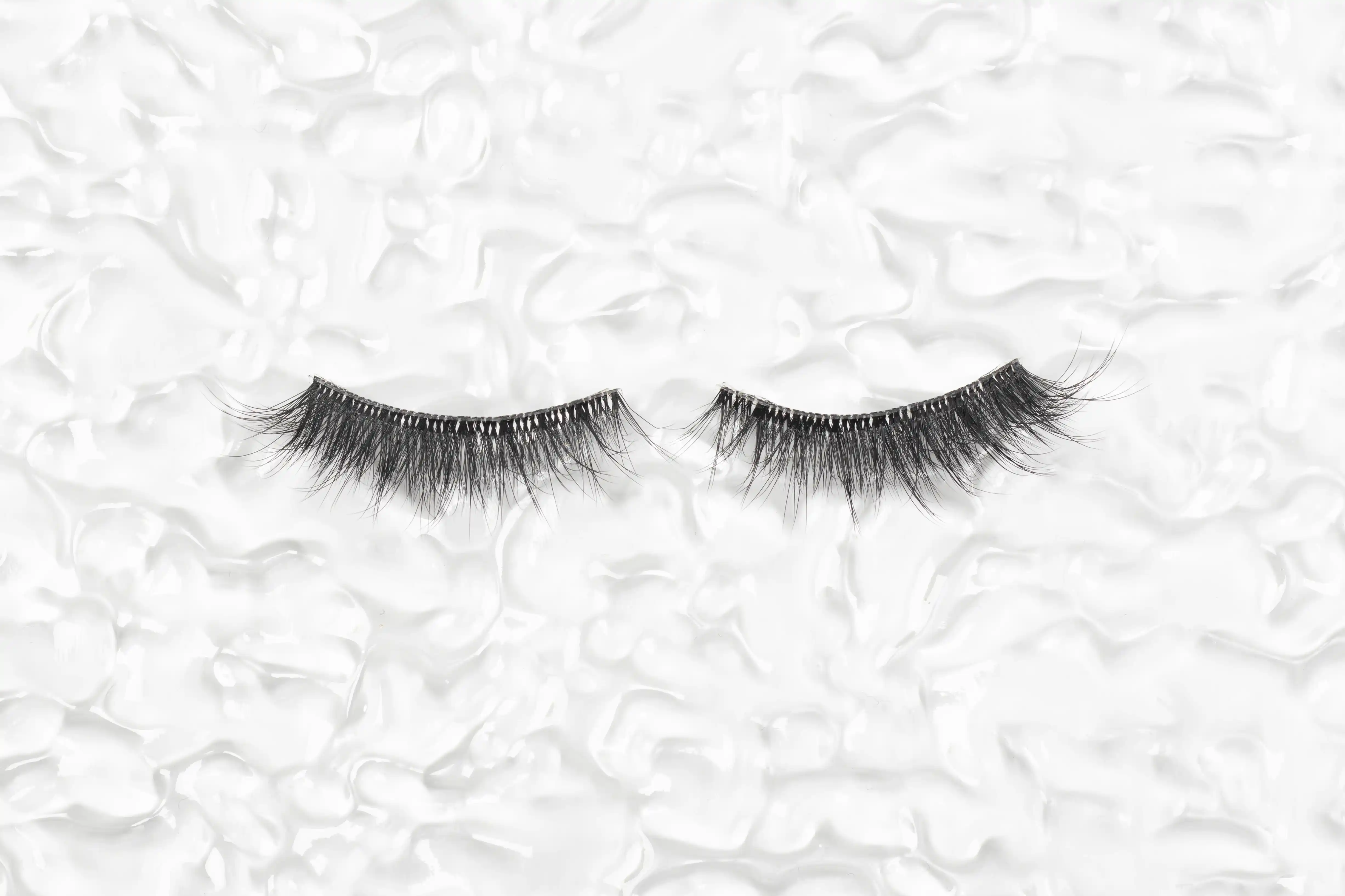 ULTRA-FINE SLENDER TIPS LASHES 